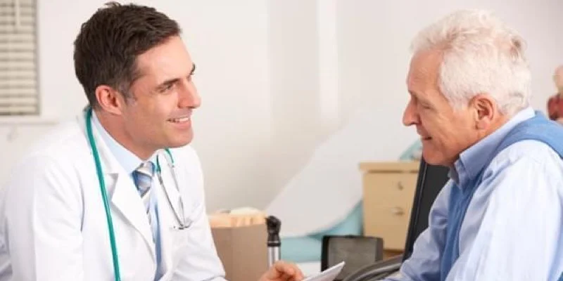 médico