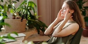 10 remedios naturales para aliviar el dolor de cabeza