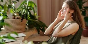 10 remedios naturales para aliviar el dolor de cabeza