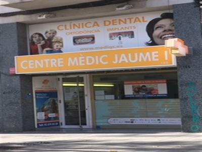 Centre Medic Jaume I Consulta de Oftalmología + Campimetría en Llinars del Vallès