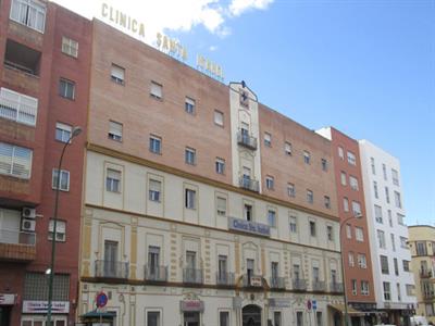 Clínica HLA Santa Isabel Radiografía. Una proyección de columna cervical en Sevilla