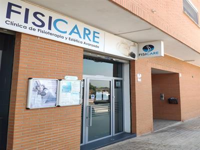 Clínica Fisicare Sesión de Fisioterapia Terapéutica. Masaje manual en Valencia